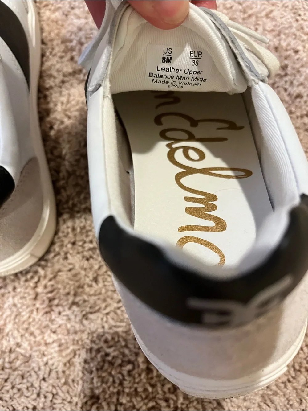Sam Edelman light create side